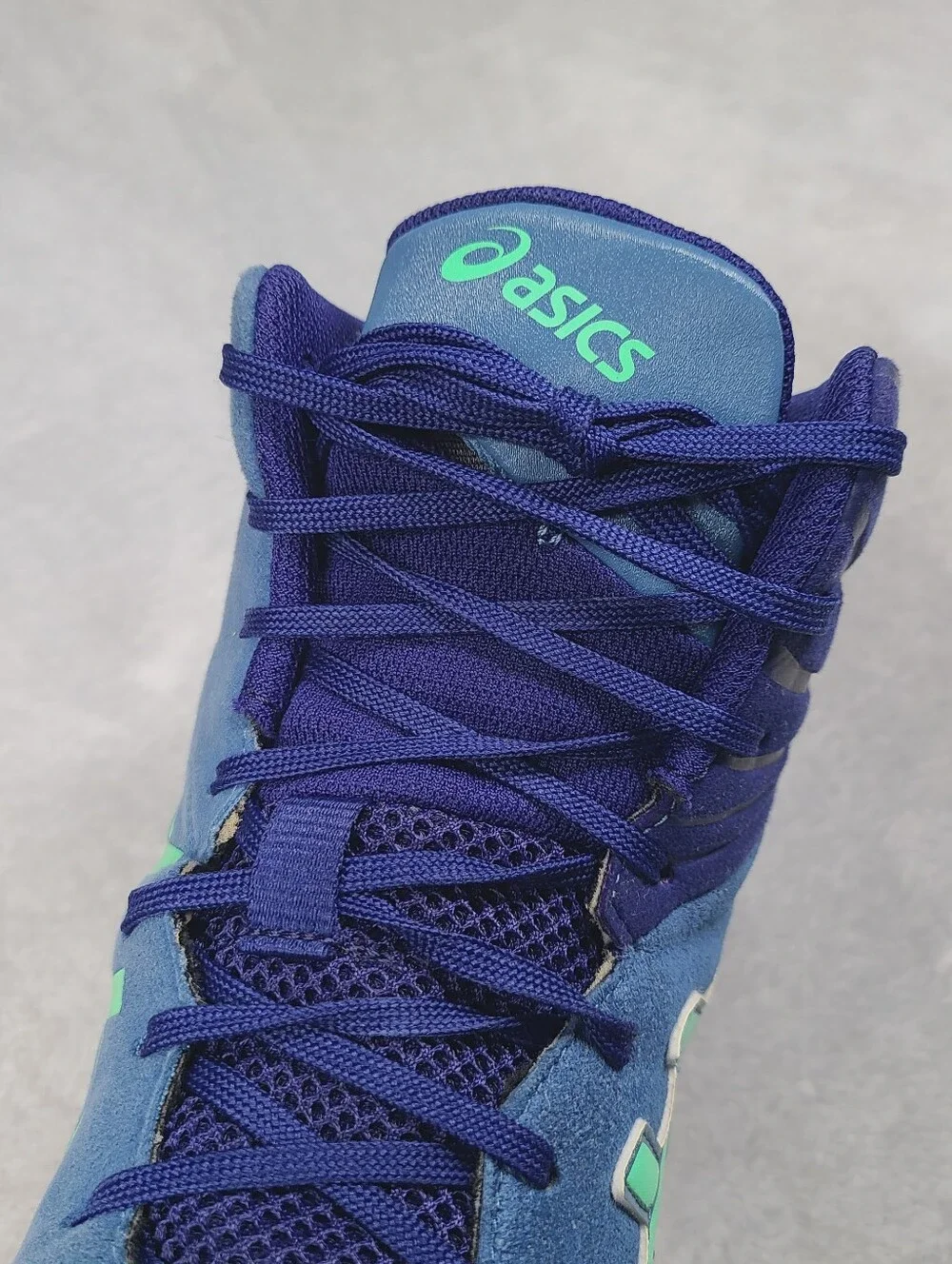 ASICS Aggressor 5 Men’s wrestling Shoes Sneakers Blue Green Size 11.5